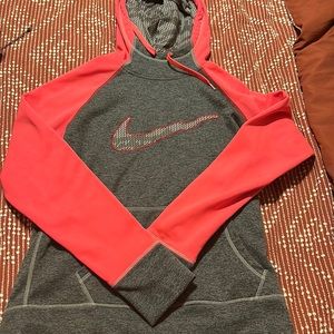 Nike Dry Fit pull over sweater